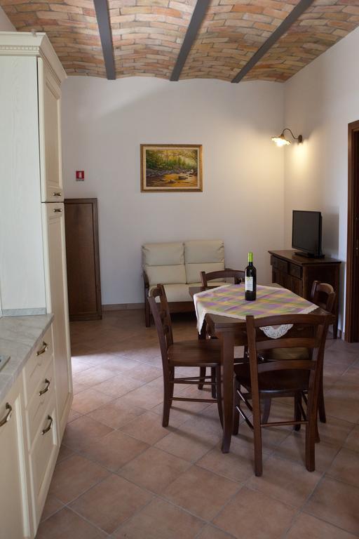 Residence Colle Veroni Mosciano Sant'Angelo Room photo